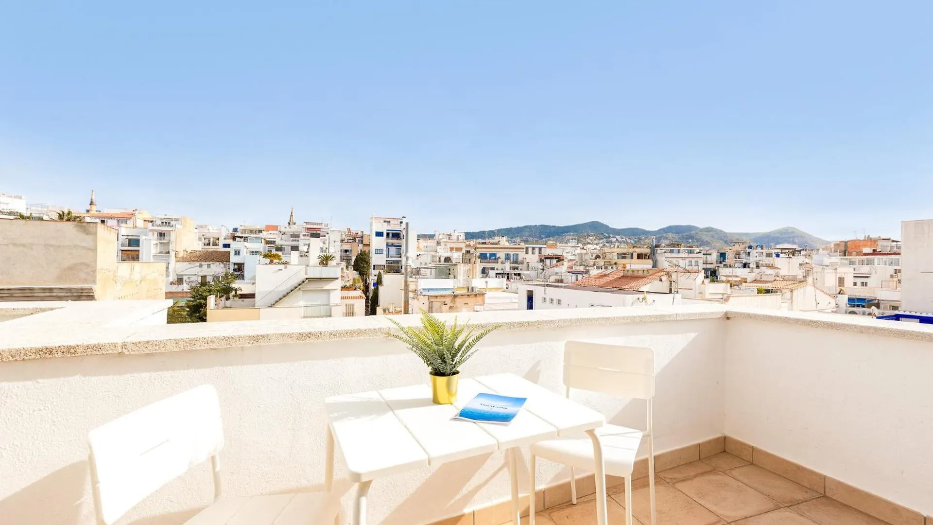 Sitges Group Ocean Apartment
