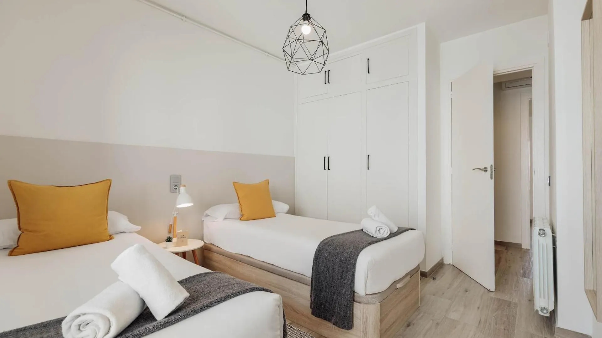 Sitges Group Ocean Apartment