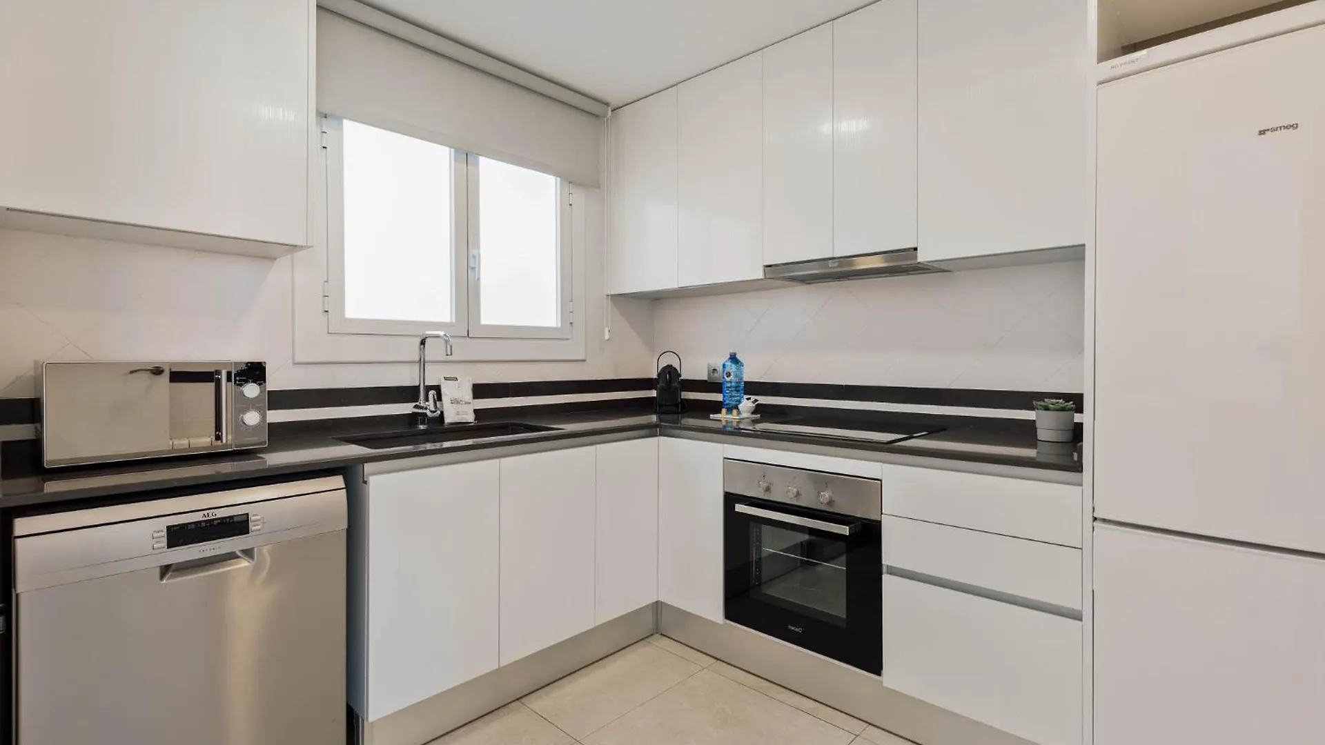 Sitges Group Ocean Apartment