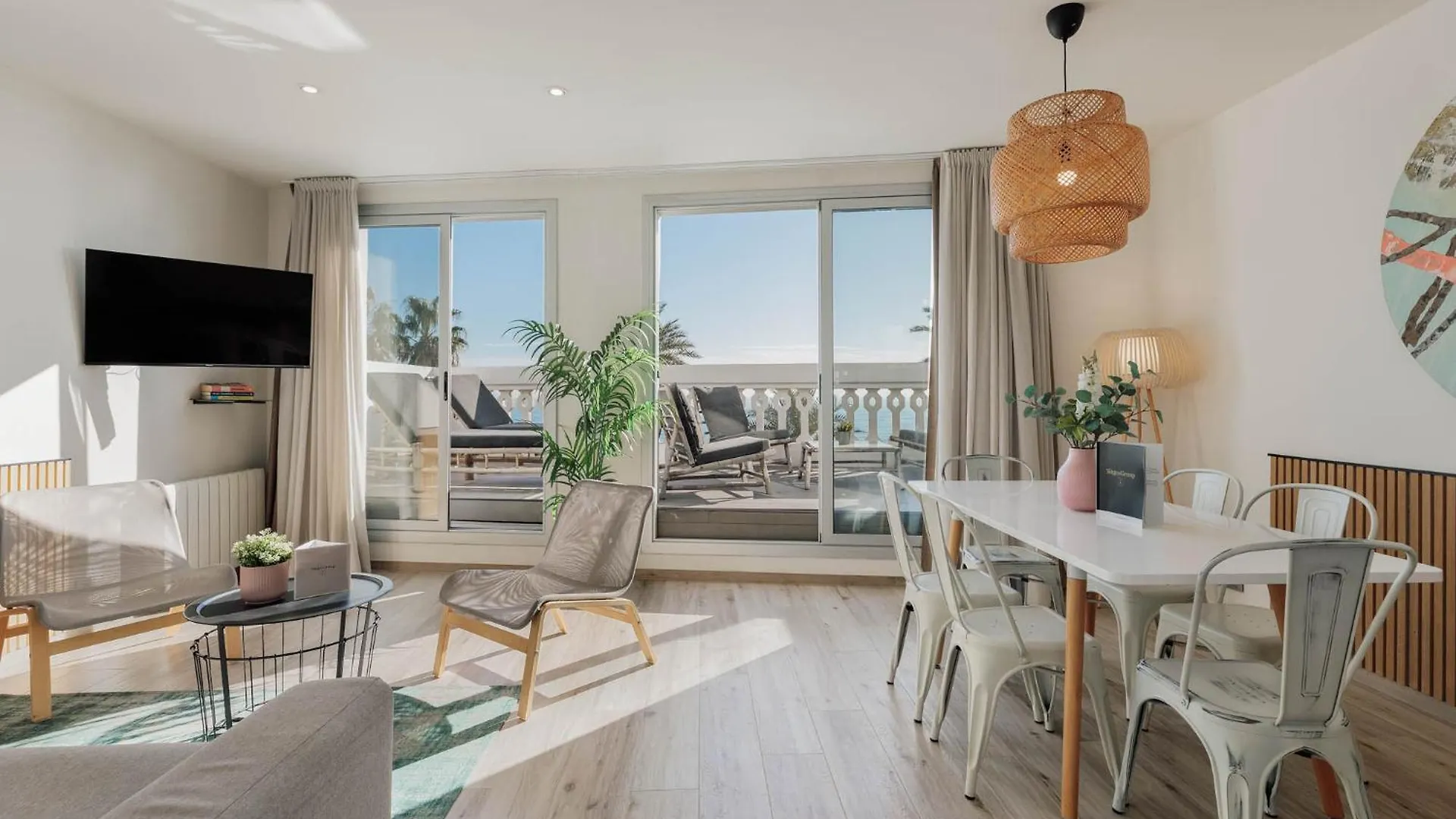 Sitges Group Ocean Apartment