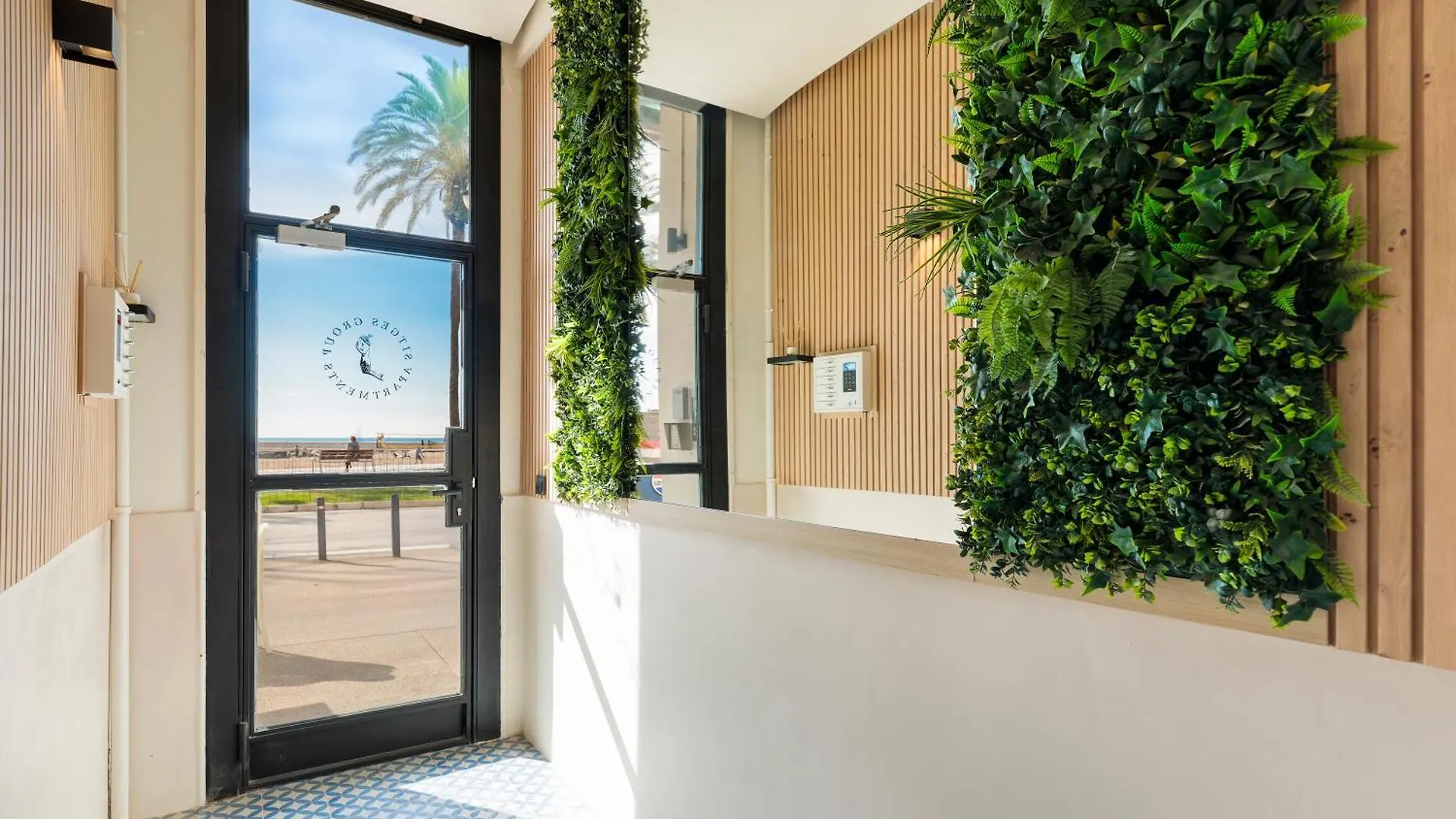 Sitges Group Ocean Apartment 0*,  Spain