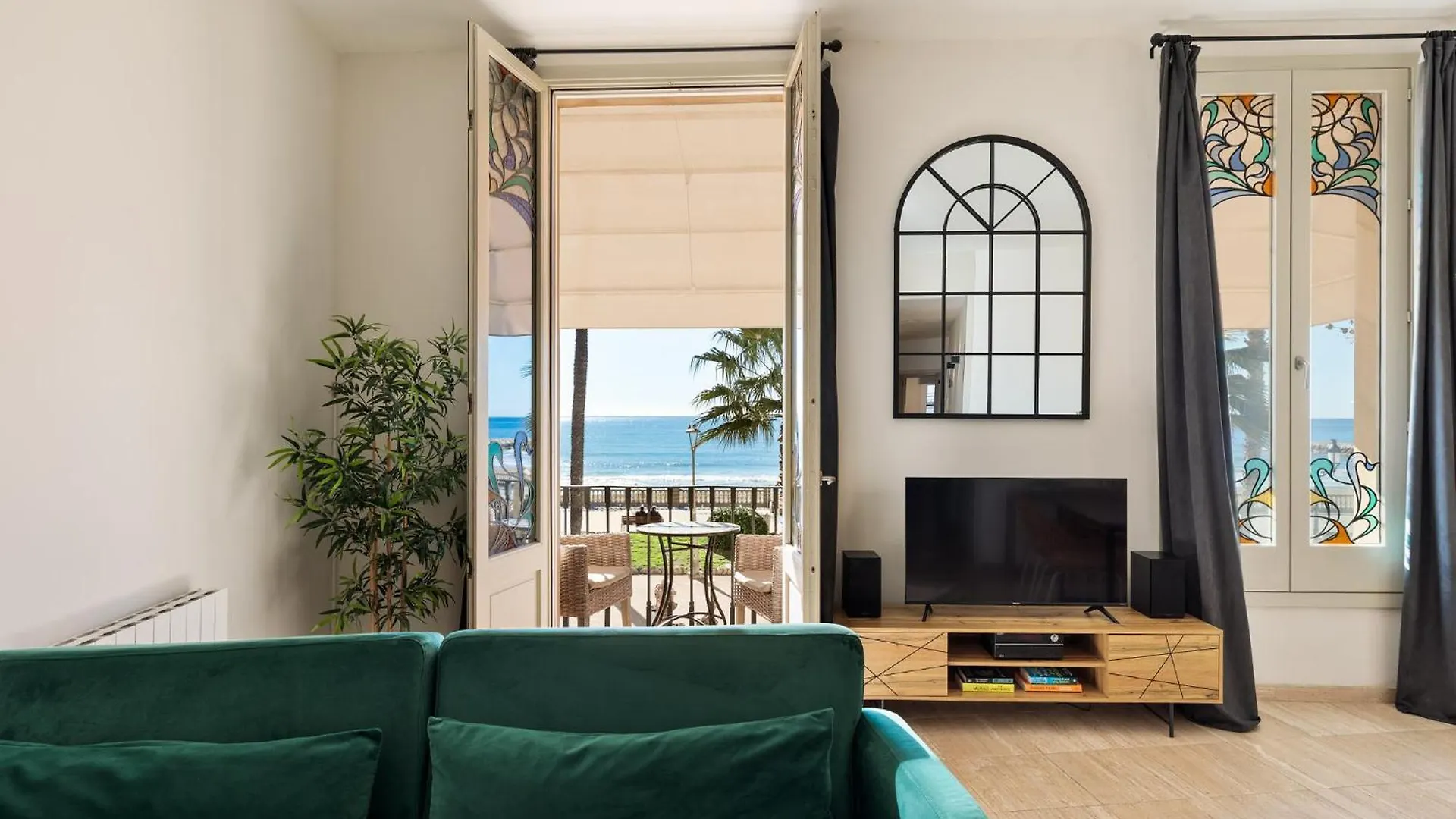 Sitges Group Ocean Apartment
