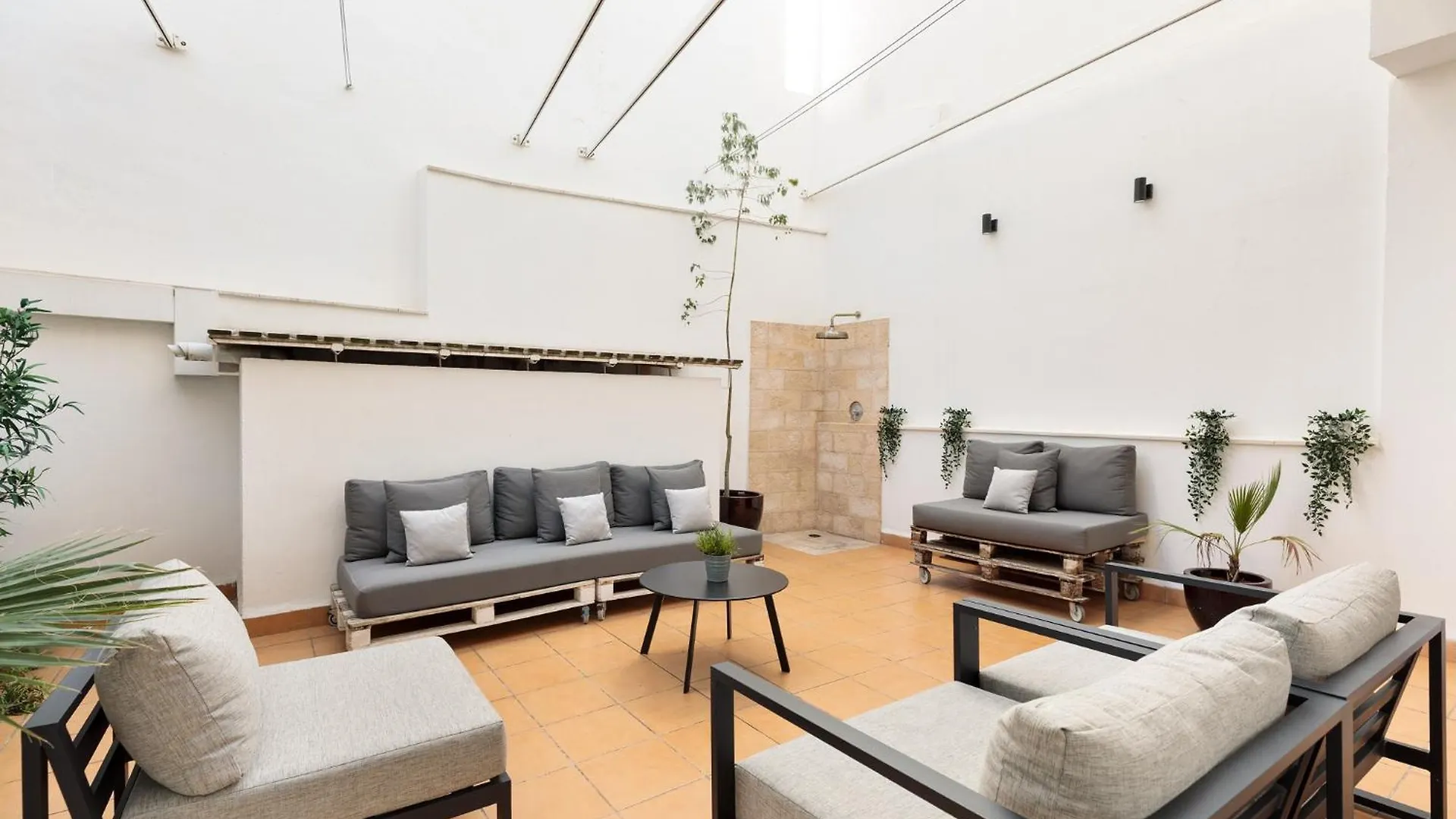 Sitges Group Ocean Apartment 0*,  Spain