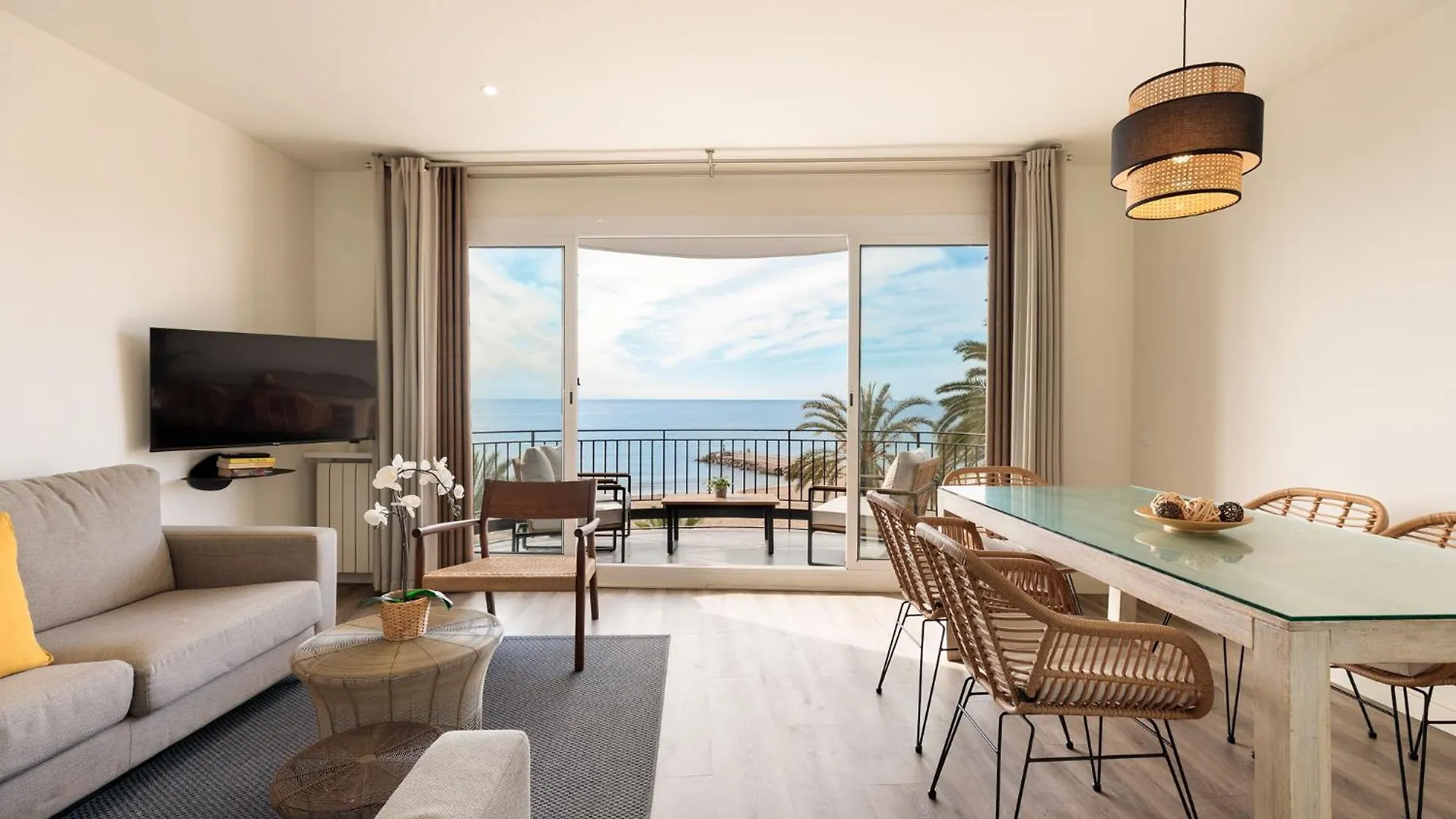 Sitges Group Ocean Apartment Spain
