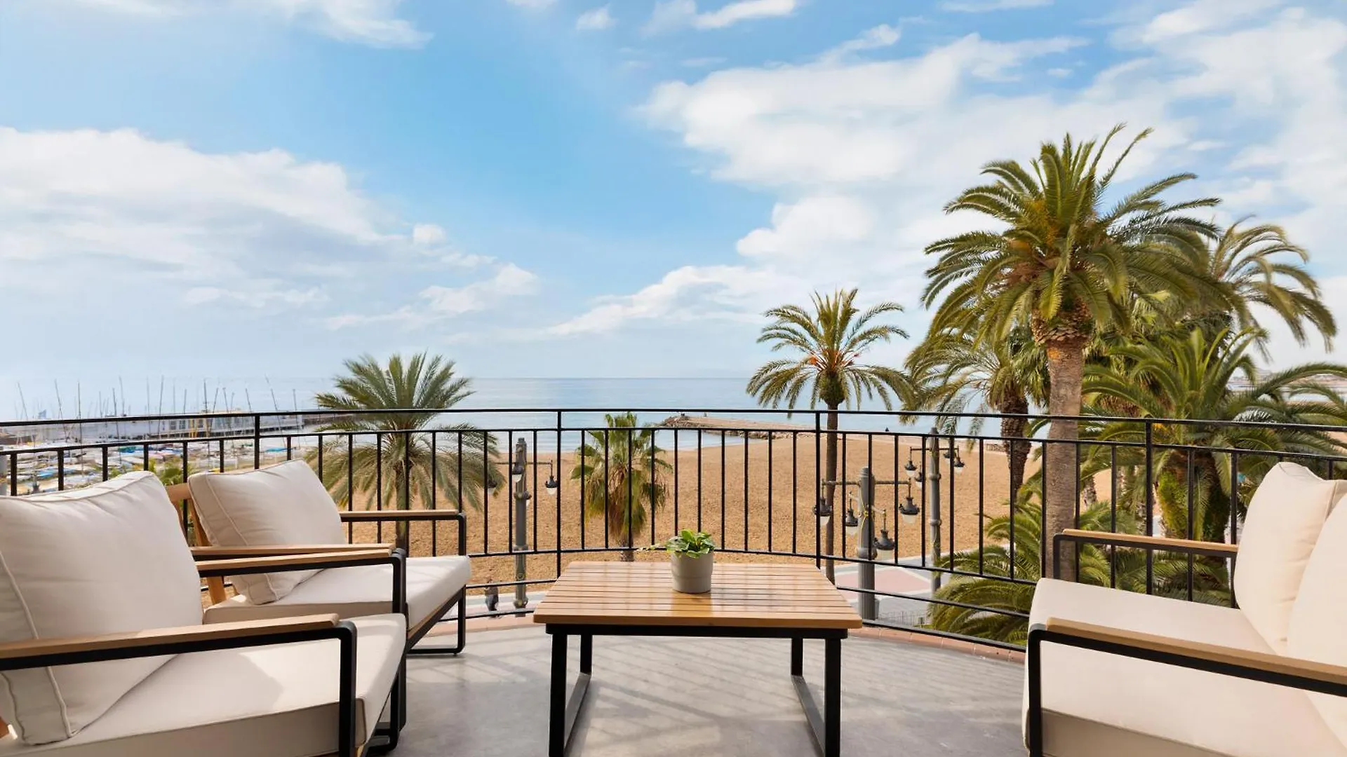 Sitges Group Ocean Apartment