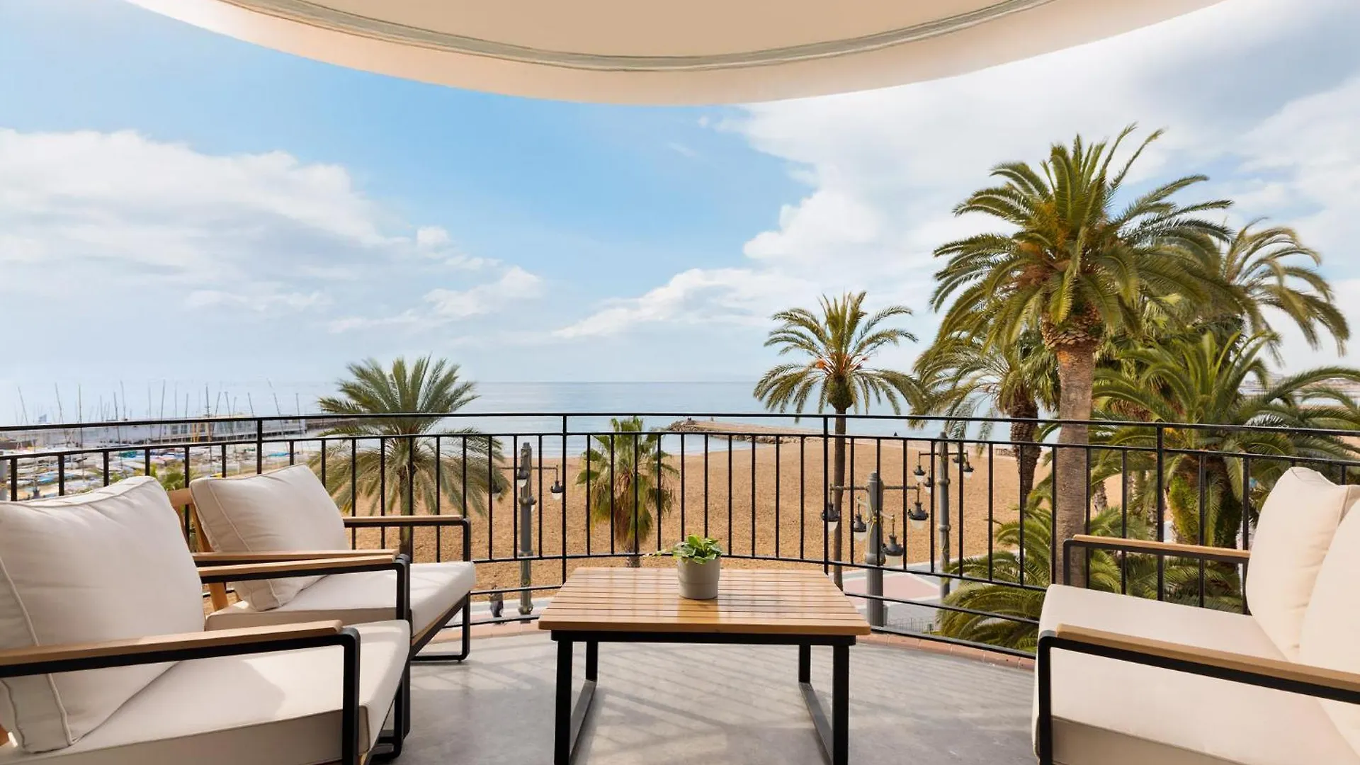 Sitges Group Ocean Apartment