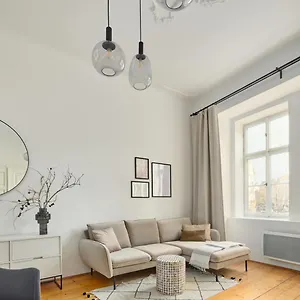  Apartment Days - Old Town Square Czech Republic