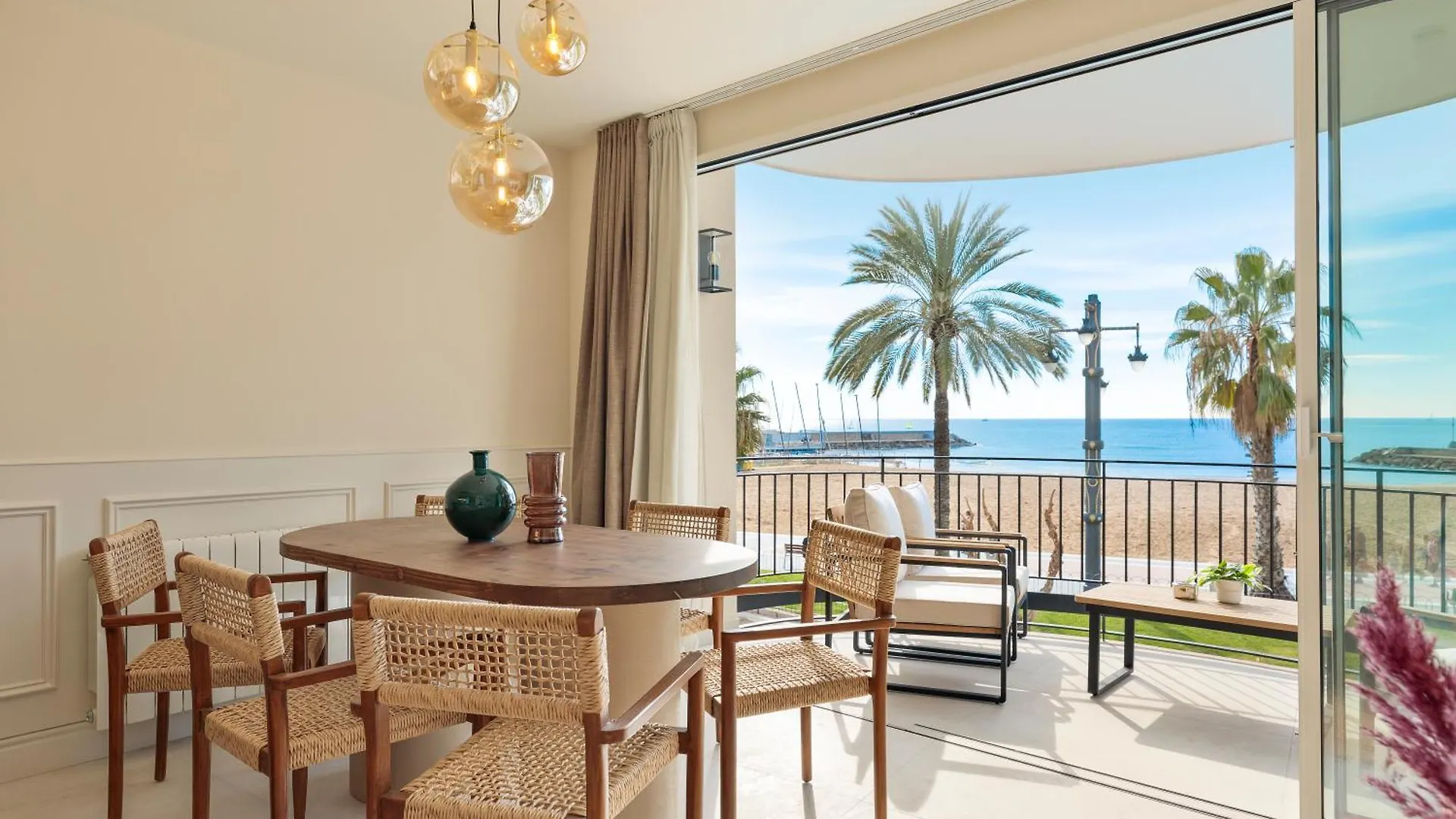 Sitges Group Ocean Apartment