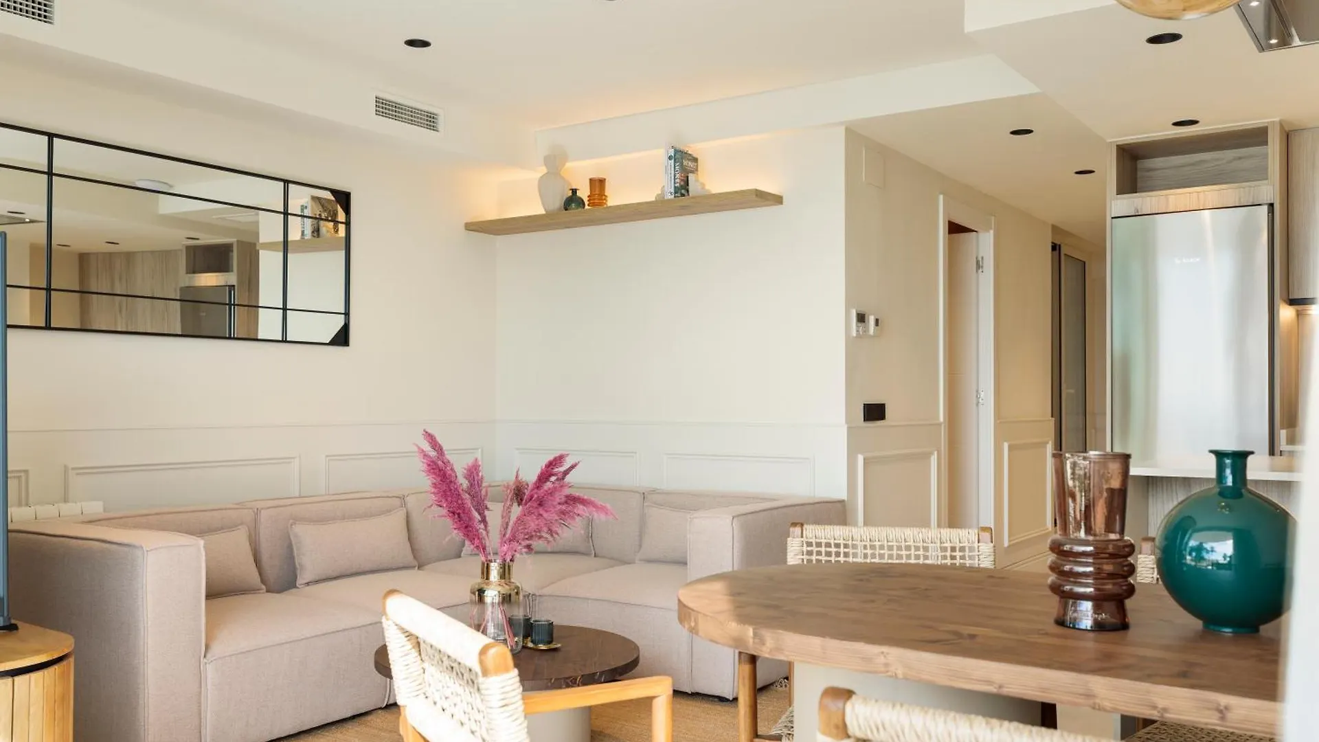 Sitges Group Ocean Apartment