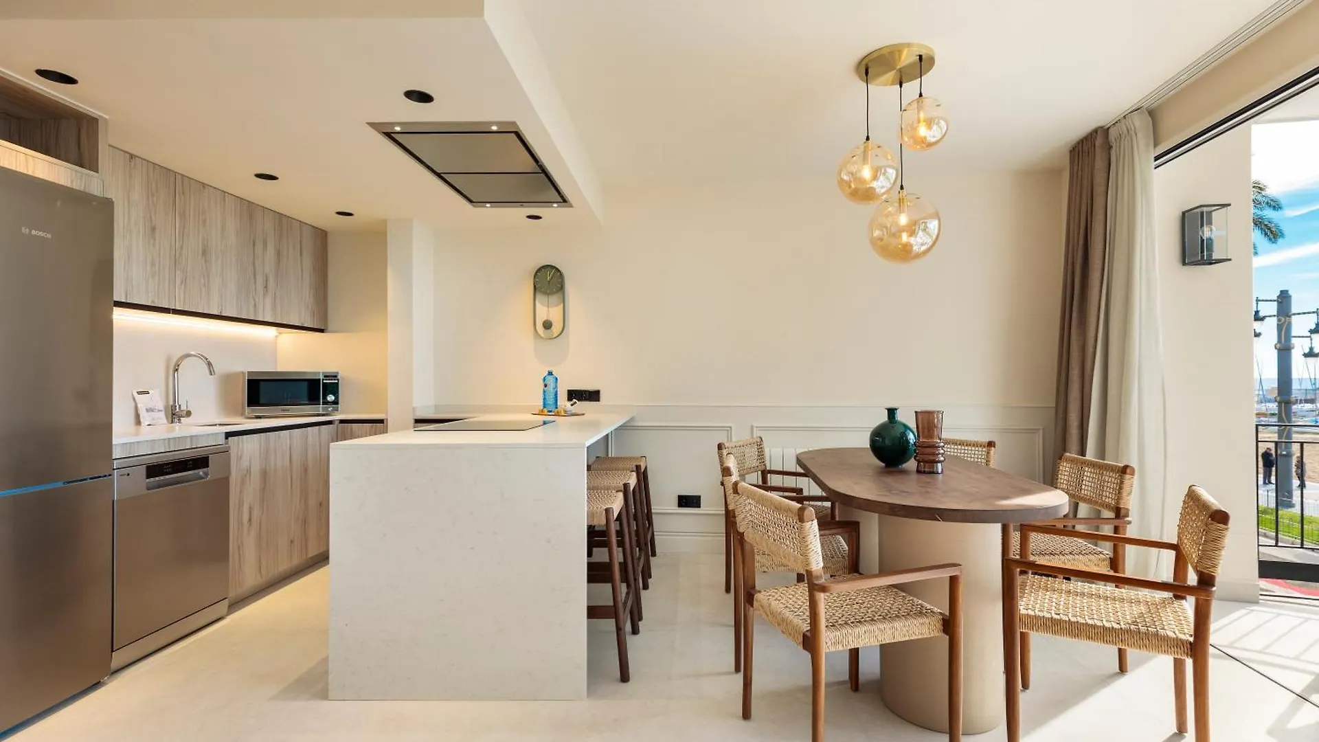 Sitges Group Ocean Apartment 0*,  Spain